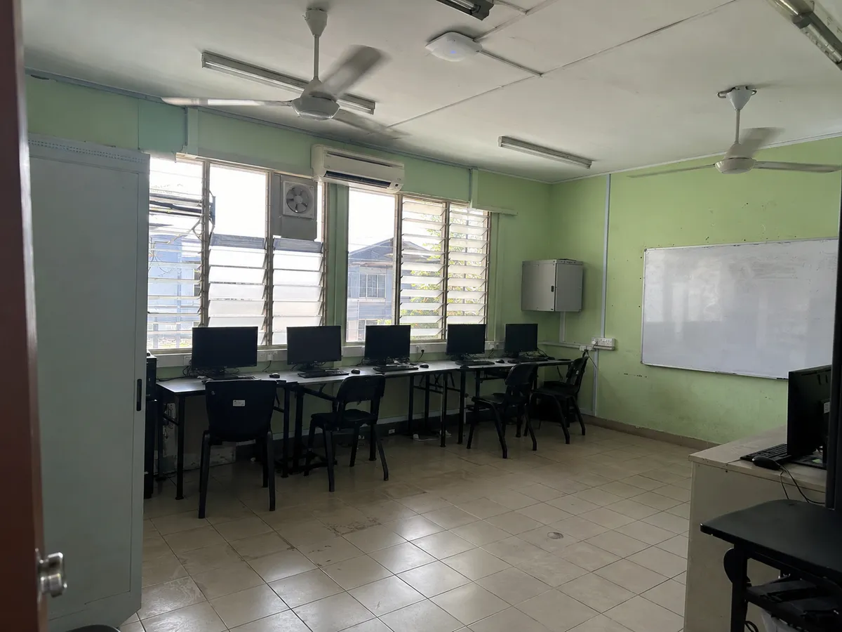 School connectivity — illustrative service scene